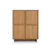 Vysoká minimalistická komoda Yasumi - dub karamelový
